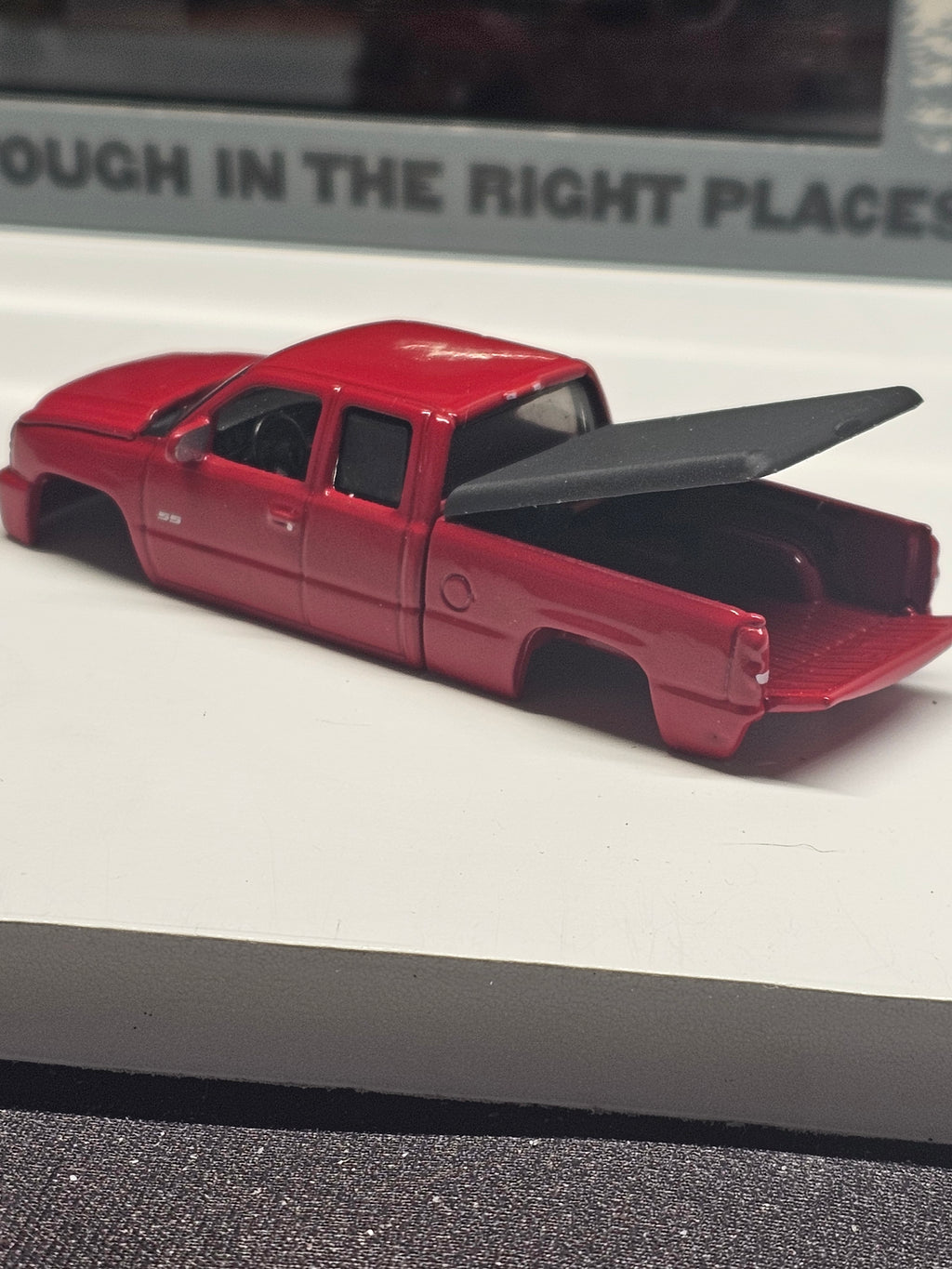 M2 Dodge Power Wagon Hinged Tonnue Cover