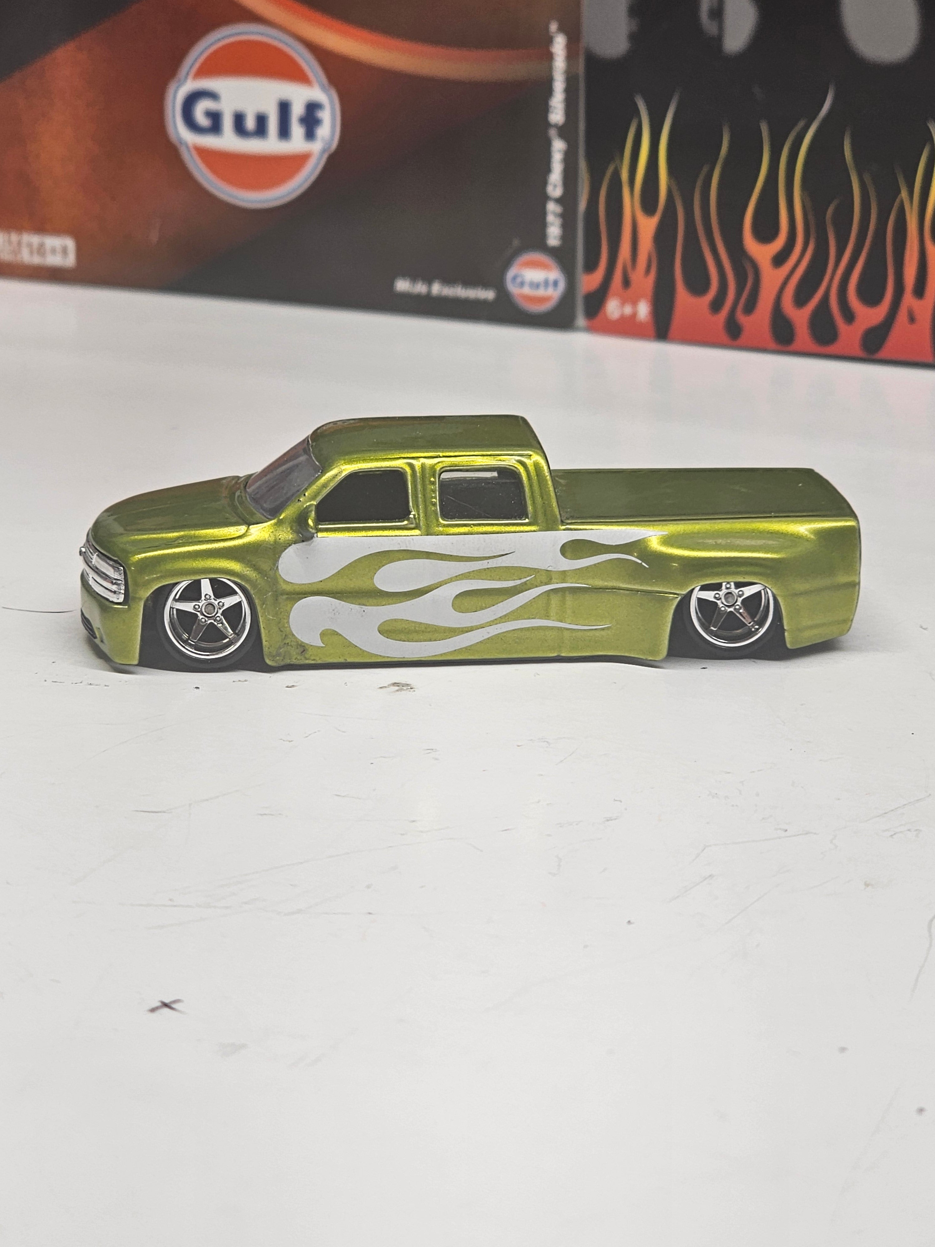 Jada Just Trucks 99 Chevy Dually Slammed Base