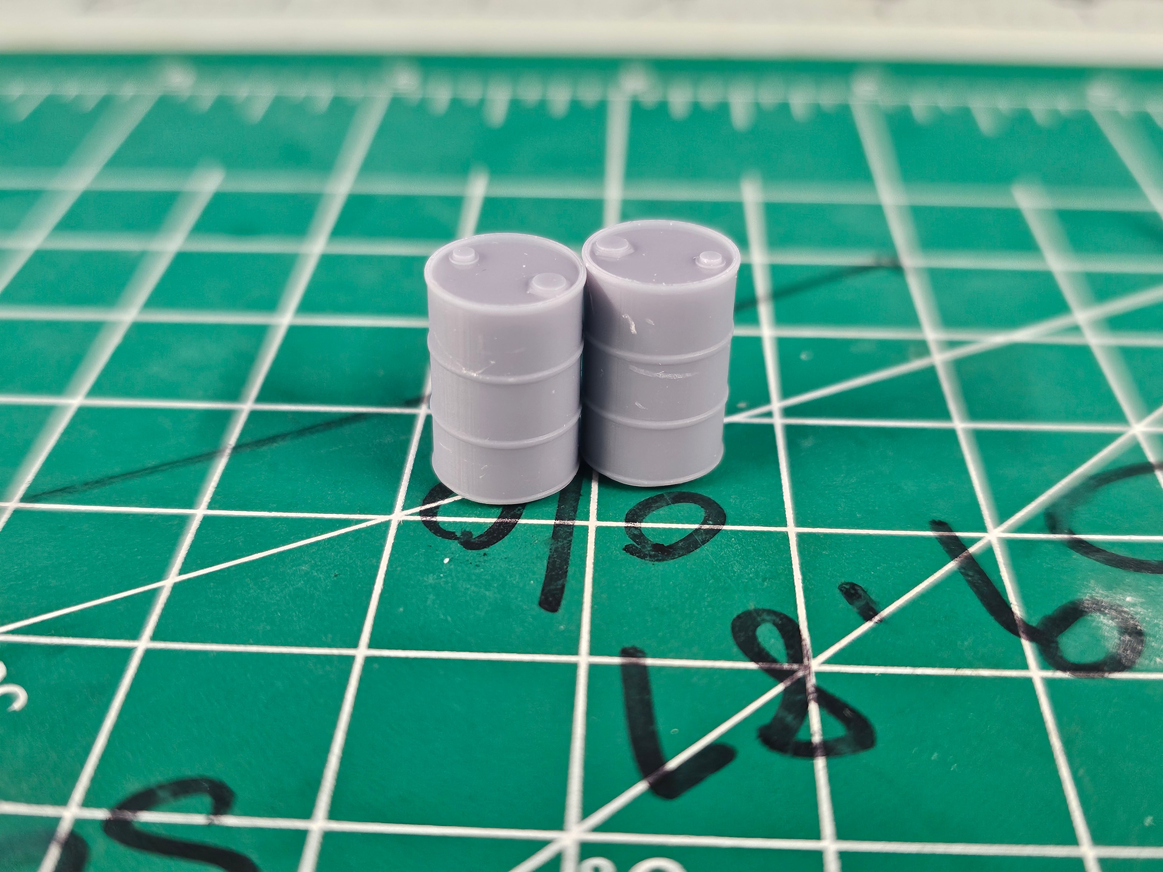 Oil Drums (4x)